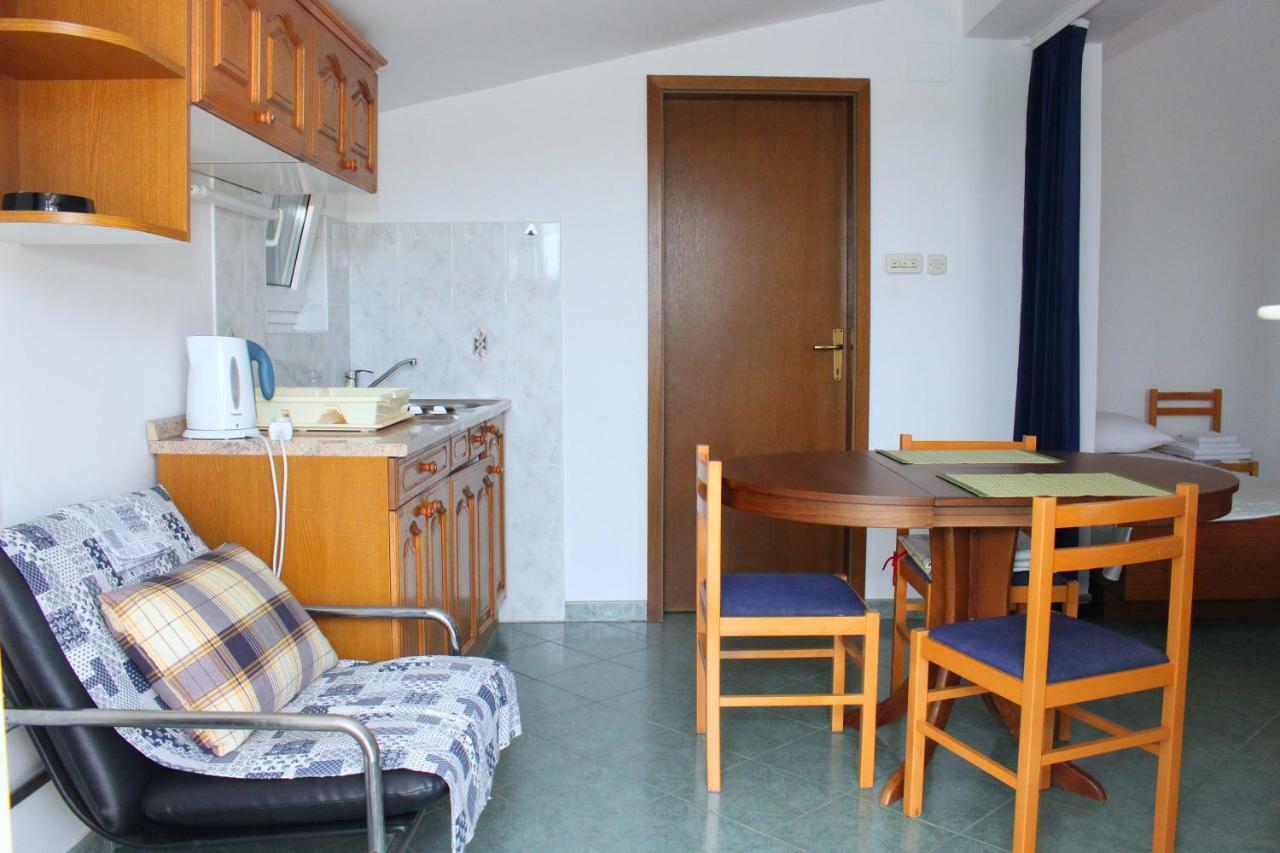 Apartments Tonka Primošten Eksteriør bilde